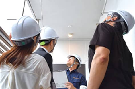共用部分建物点検の様子