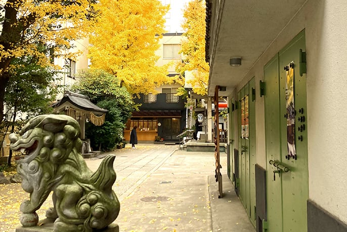 銀杏岡八幡神社（徒歩8分／約620m）