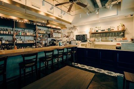 TIGRATO Gelateria&Cafe Bar（徒歩2分/約120m）