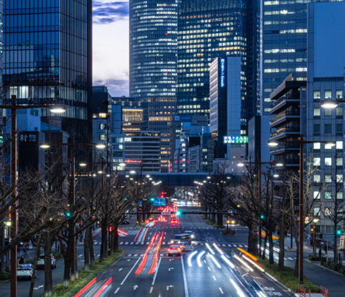 MARUNOUCHI「丸の内」駅へ直通 28分