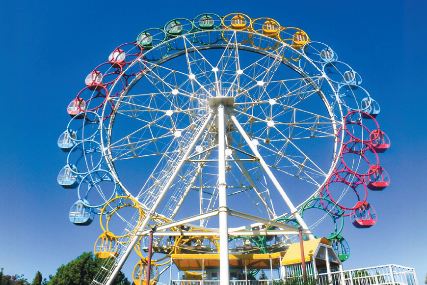堀内公園　車6分（約3,840m）【有料乗り物：1回50円～100円】