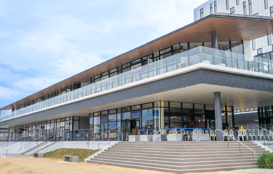 OTO RIVERSIDE TERRACE